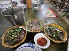 -小杨翘脚牛肉