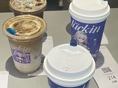 -瑞幸咖啡(金中环国际商务大厦店)