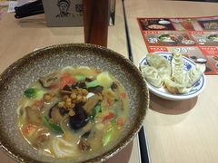 -蒙自源过桥米线(红谷滩万达店)