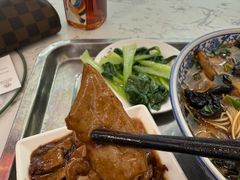 -伟记奥面馆(养育巷店)