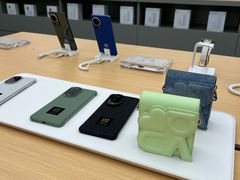 -华为授权体验店(中山公园来福士)