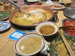 -洱火云南酸菜牛肉火锅(石景山当代商城店)