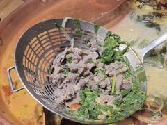 -洱火云南酸菜牛肉火锅(石景山当代商城店)