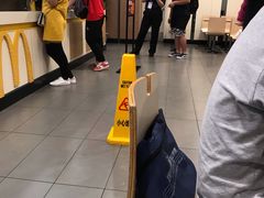 -麦当劳(轻轨曹杨路店)