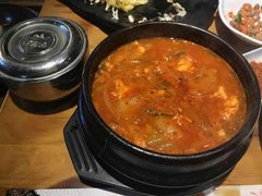 -唯成•韩国炭火烤肉 유성고기