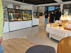 面包甜点陈列柜-小娘鱼(新都汇店)