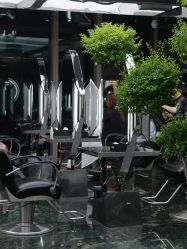 -AKOZO Beauty Salon