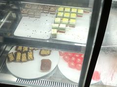 -阪尚皇·原切牛排·烤肉火锅自助(北京路店)