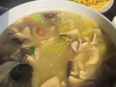菌菇汤-翼松楼餐厅