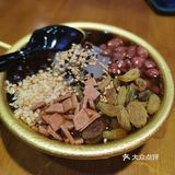 打卡川式辣卤油炸串串店