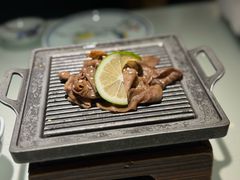 -万岛日本料理铁板烧(万泰国际店)