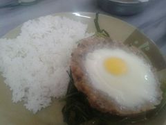 梅菜肉饼窝蛋饭-南方土特产综合批发市场