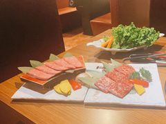 -炼火烤肉店