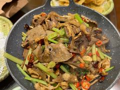 -丁里羊肉小镇(天鹅湖总店)