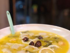 柠檬橘黄酸汤鱼-薄荷小筑融合音乐餐吧(农业路店)