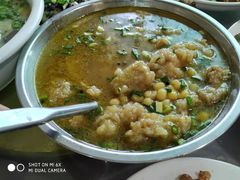 -皮二娃羊肉汤