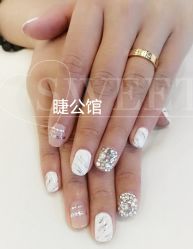 -睫乐园•睫公馆•美睫美甲沙龙