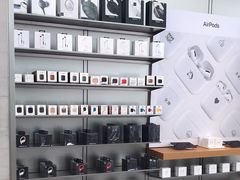 -Apple零售店(华贸购物中心店)