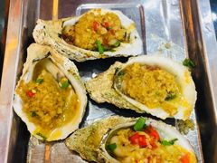 -覃记海鲜美食餐厅