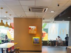 -麦当劳(伟城广场店)
