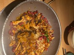 手撕扁担鸡-吃饭皇帝大(解放西路店)