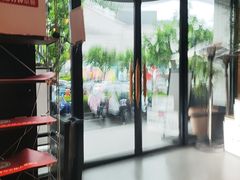-必胜客(大宁路店)