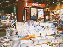 -西西弗书店&矢量咖啡(凯德晶萃广场店)