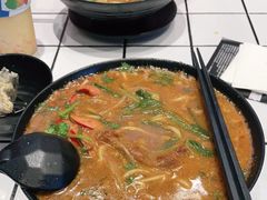 -肥汁米蘭香港米线(长宁来福士店)