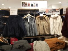 -优衣库(南京建邺万达广场店)