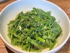 凉拌丝瓜花-一坐一忘云南菜(三里屯店)