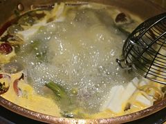 -洱火云南酸菜牛肉火锅(石景山当代商城店)