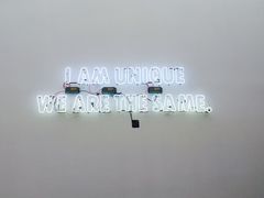 -UNI UNI(环亚凯瑟琳店)