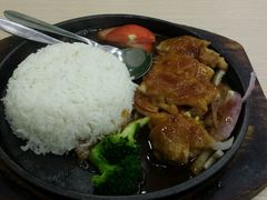 -佰搭果·广式茶餐厅(西华路店)