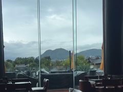 -时光吧·大堂吧·丽江和府洲际度假酒店