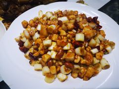 -小柒家第一锹东北菜(城关店)
