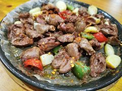 -老东镇啤酒屋海鲜加工·蒸汽海鲜·海鲜烧烤(台东店)