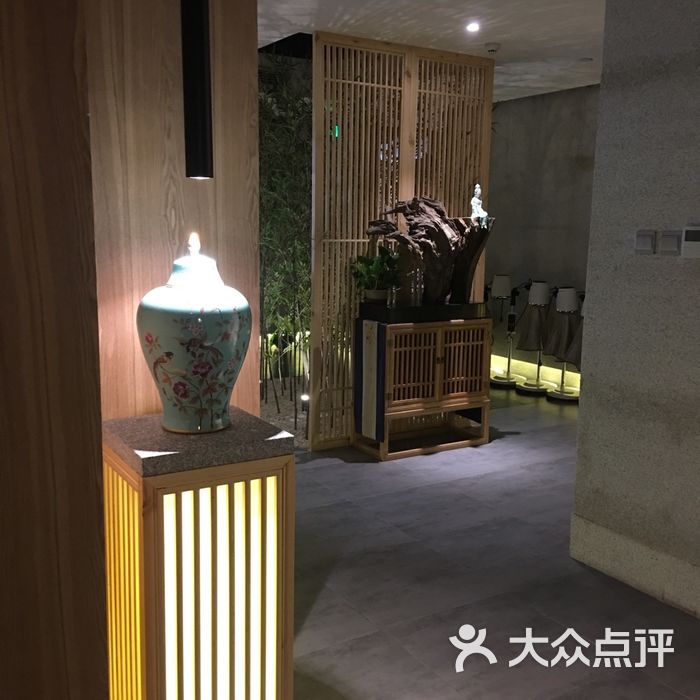 悦竹3d影院式足道