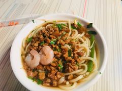 -六合夜市
