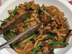 橄榄油三种蘑菇-西贝莜面村(近铁城市广场店)