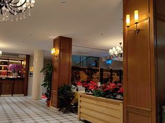 -鹏城人家海鲜酒家·23年老字号(较场尾店)