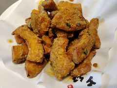 -头上红煨盐鸡·非遗院子餐厅