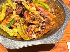 -嘎嘎鸭下巴·爆辣干锅(明教寺店)