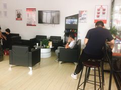 -途虎养车技术中心(上海浦江店)