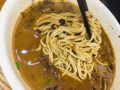 酸菜牛肉干挑面-易裕和·长沙米粉(竹塘西路店)
