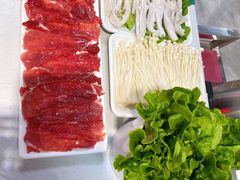 -老王全牛宴·鲜牛肉牛杂火锅(总店)
