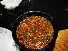 -果松木炭酸菜铜火锅·外婆参鸡汤