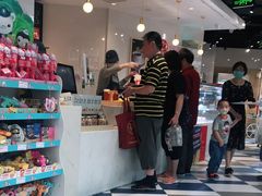 -85度C(生甜甜圈研究工坊·上海平凉店)