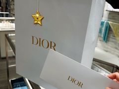 -文艺复兴百货(米兰大教堂广场店)