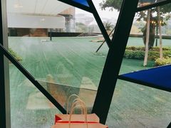 -港丽餐厅(高德置地店)