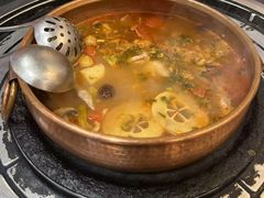 -阿山卓·野生菌火锅·纳西火塘烤肉